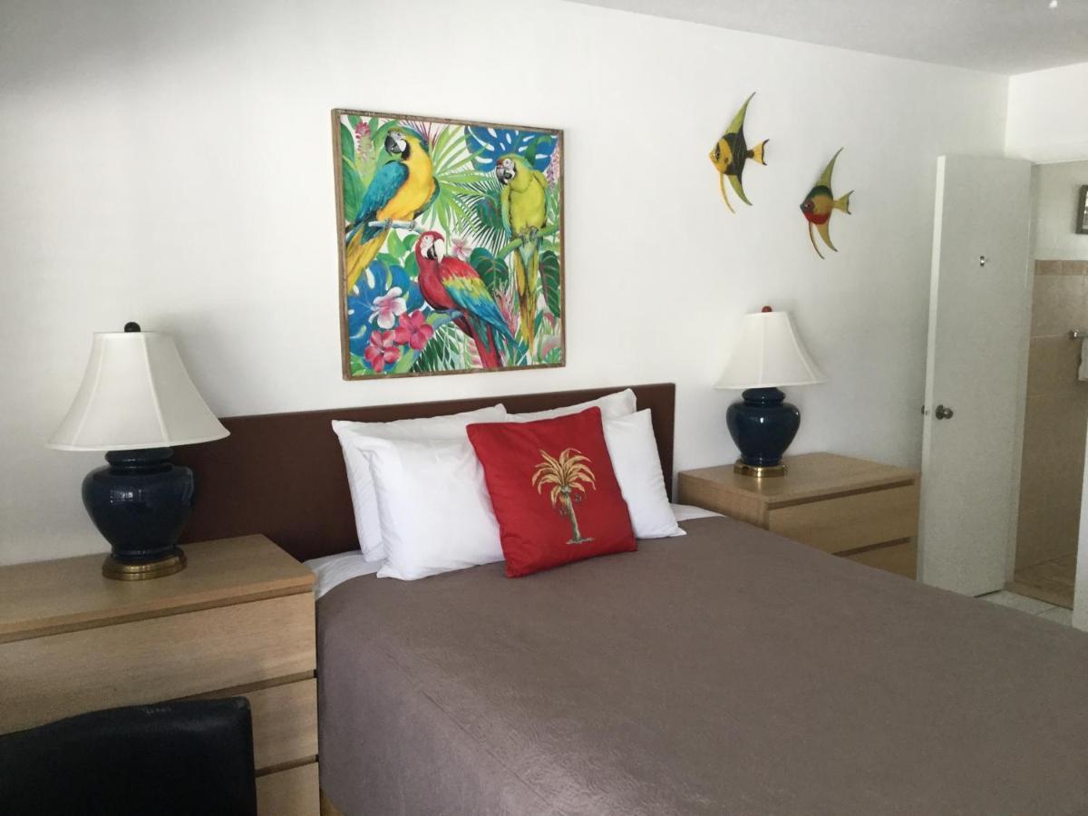 Breakaway Inn Guest House Lauderdale-by-the-Sea Exterior foto